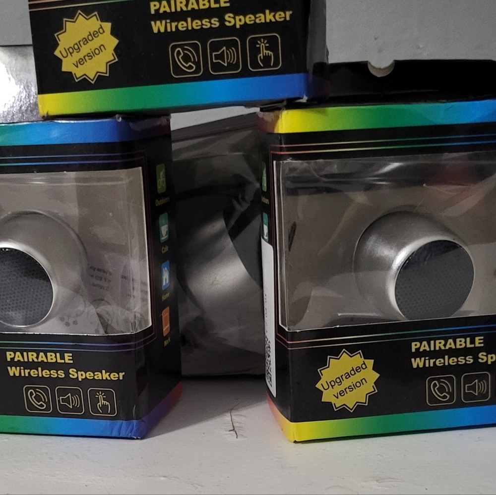 Pairable Mini Wireless Speaker - Silver